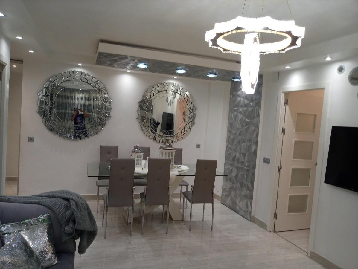 Emirato Home Málaga Extérieur photo